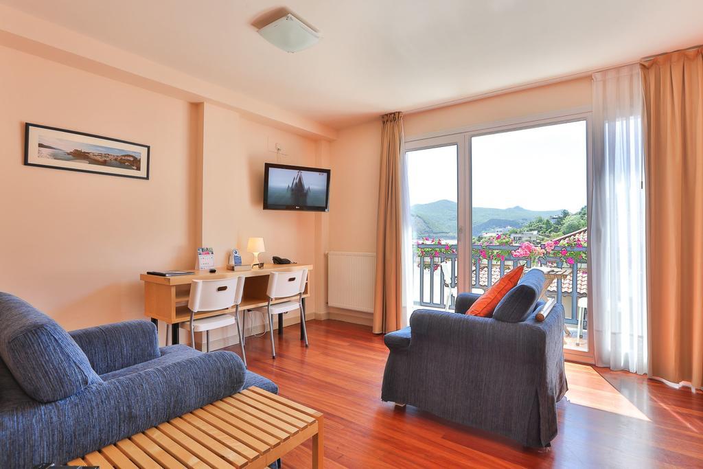 Apartamentos Mundaka Exterior photo