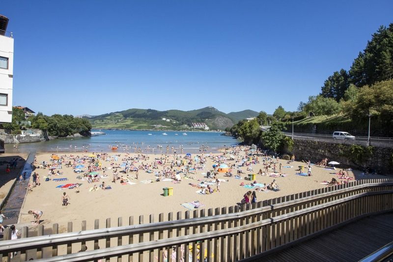 Apartamentos Mundaka Exterior photo