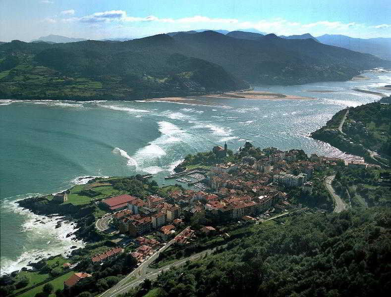 Apartamentos Mundaka Exterior photo
