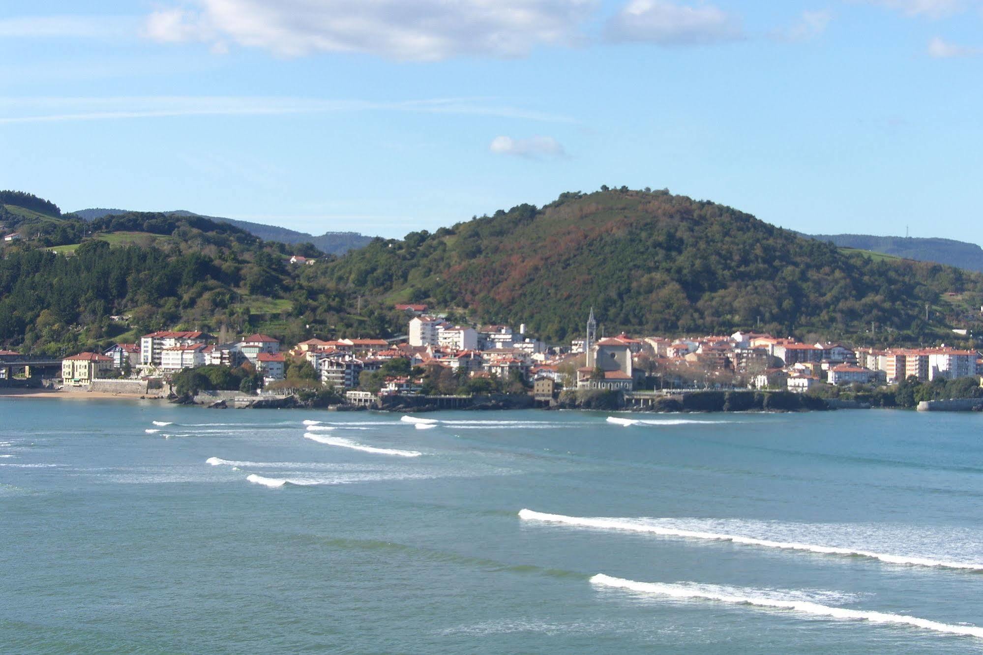 Apartamentos Mundaka Exterior photo